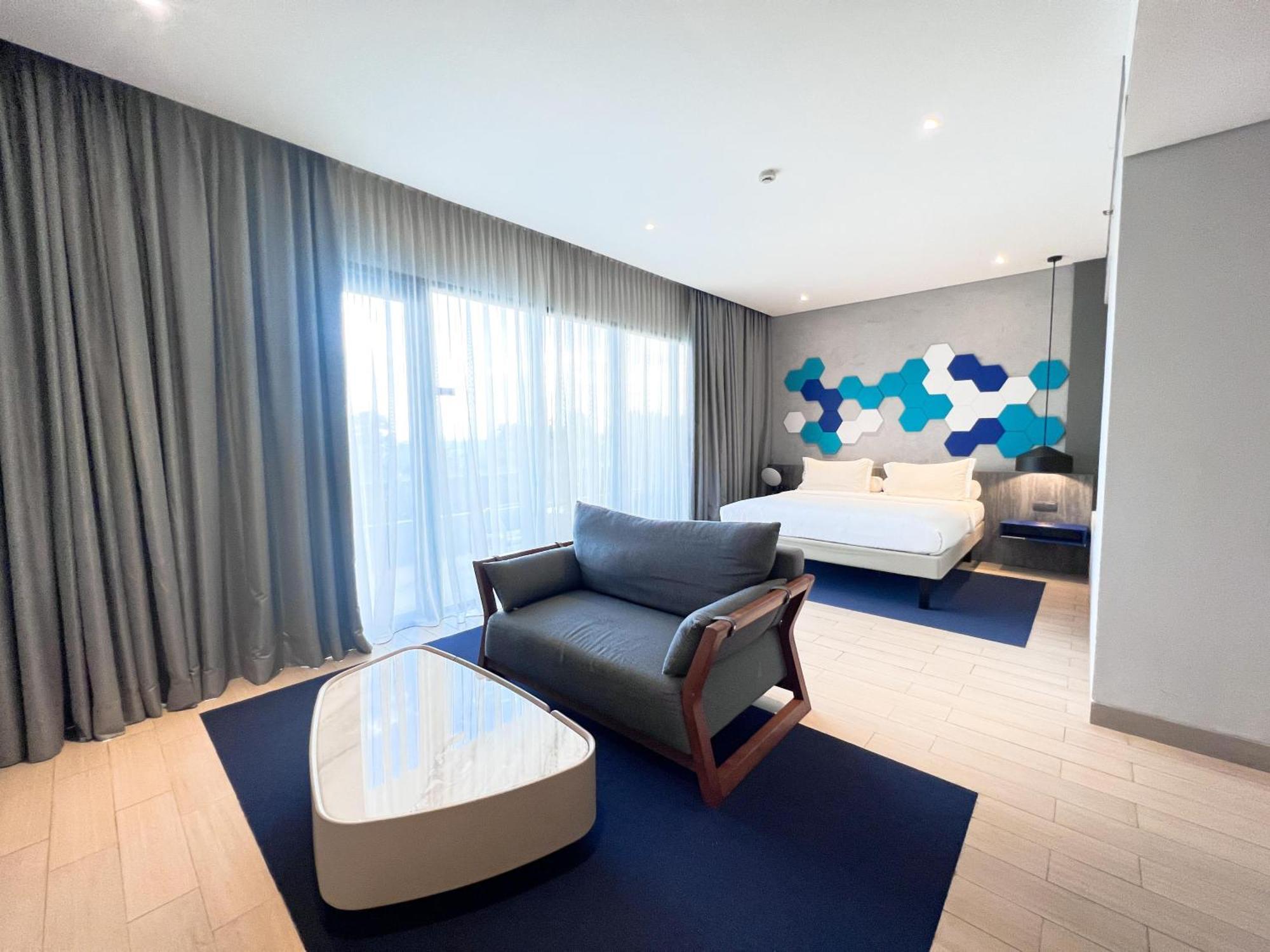 Hotel ibis Styles Batam Nagoya Exteriér fotografie