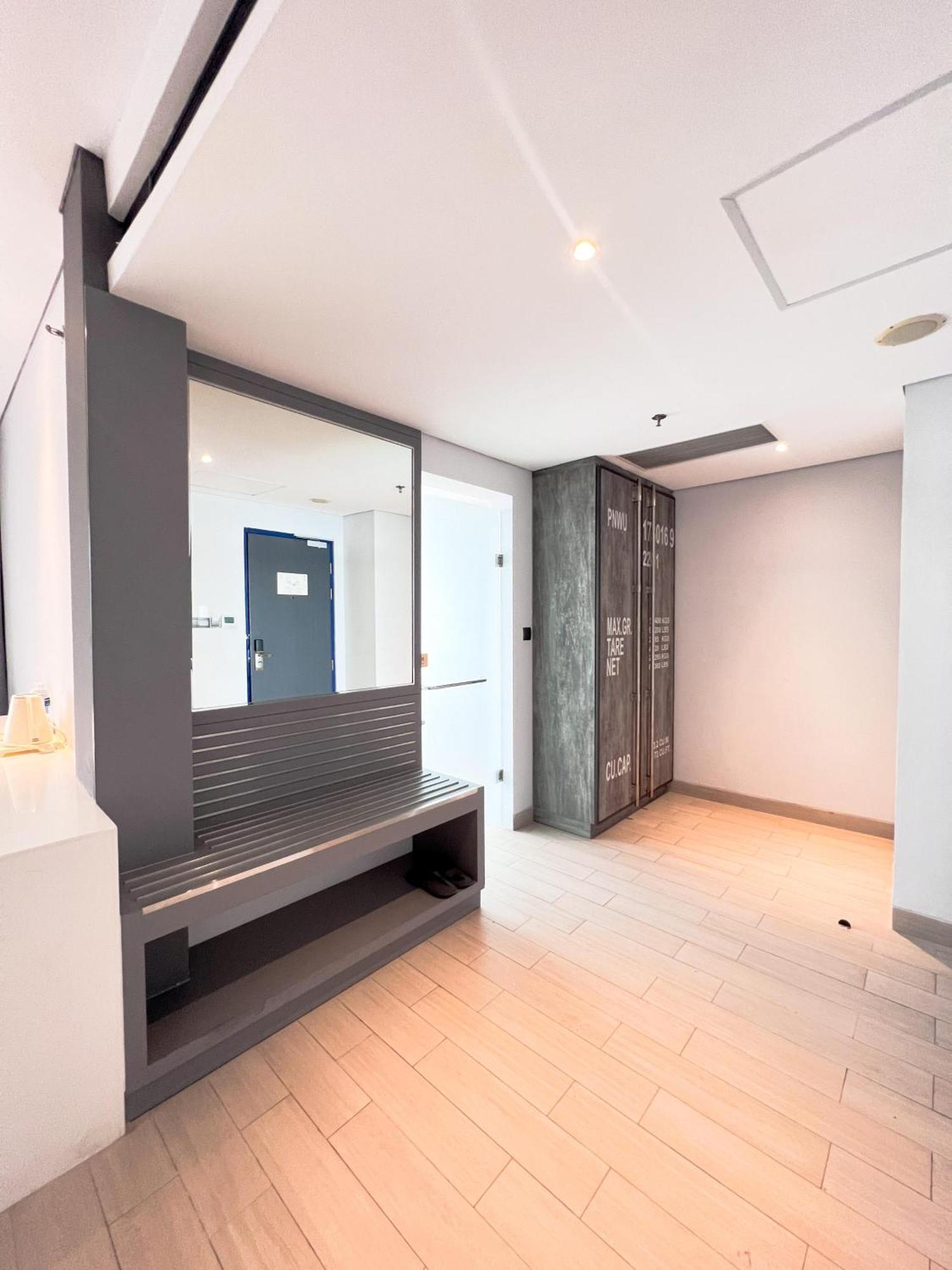 Hotel ibis Styles Batam Nagoya Exteriér fotografie