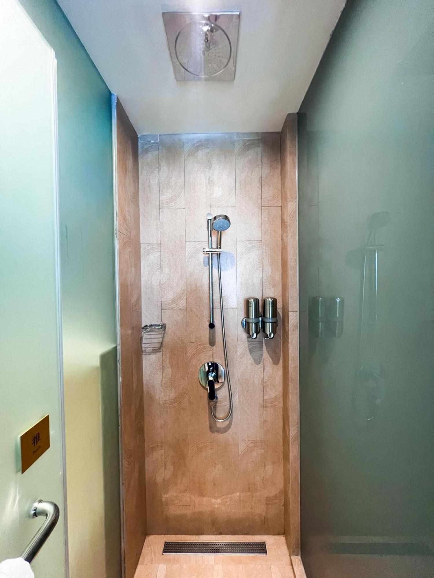 Hotel ibis Styles Batam Nagoya Exteriér fotografie